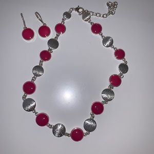 Necklace and earring set